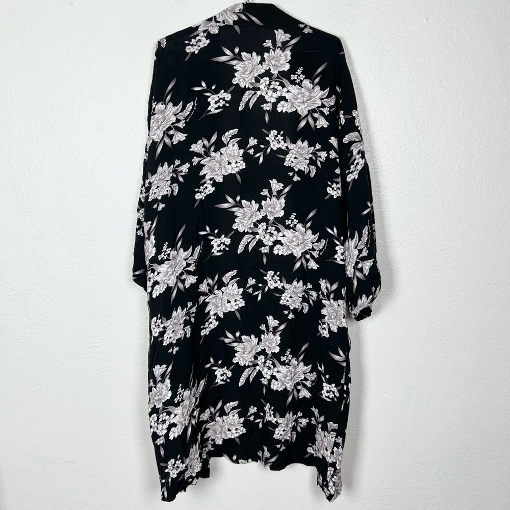 Spiritual Gangster Maya Black Floral Print Kimono - Picture 6 of 7